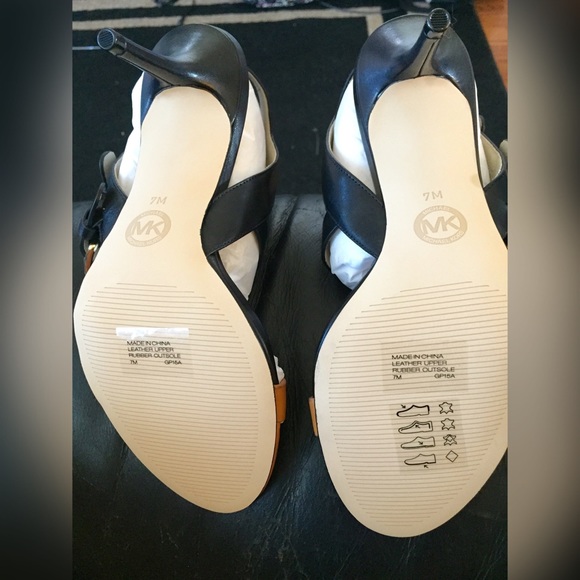 ❌SOLD❌ - Picture 2 of 3