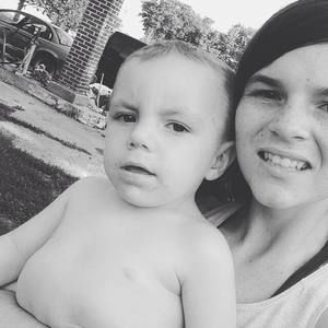 Meet your Posher, Apryl