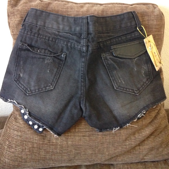 Distressed Shorts - Picture 3 of 3