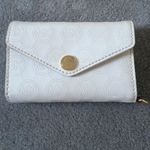 Michael Kors iPhone Clutch