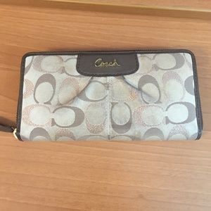 Coach wallet