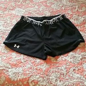 Women's UA shorts