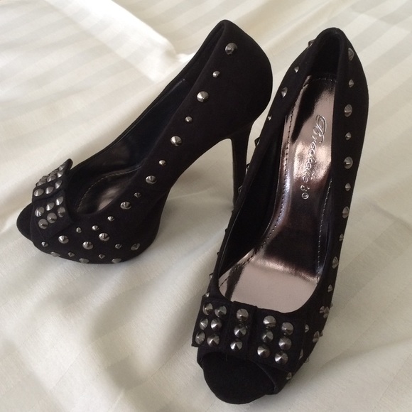 Metallic Studded Black Stilettos