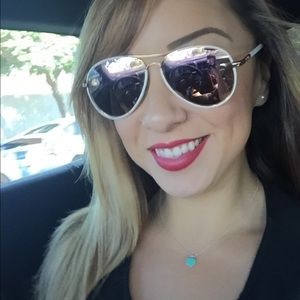 Meet your Posher, Lynnette