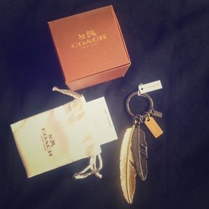 Pavé Multi-feather Key Ring
