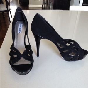 High heel pumps
