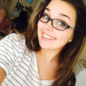 Meet your Posher, Jacqueline