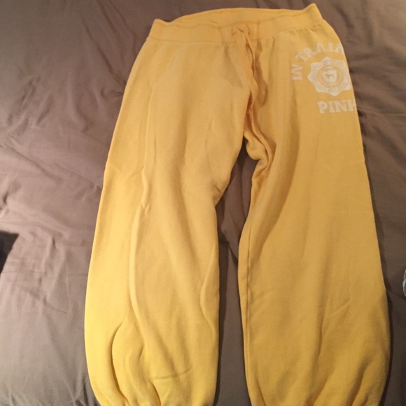 VS Pink ankle sweats