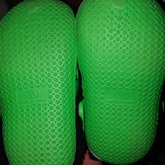 Crocs - Picture 2 of 2