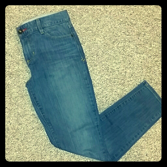Skinny jeans