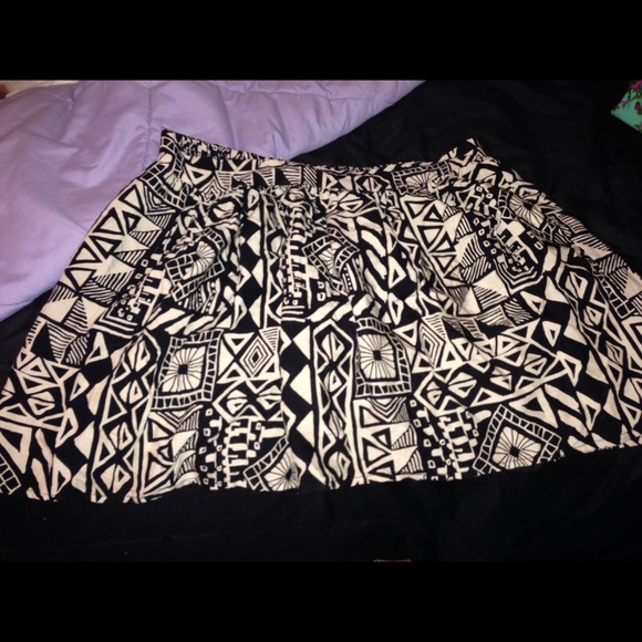 Skirt Bundle!๐ - Picture 2 of 4