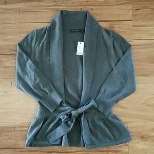 The Limited peplum sweater grey size small, nwt.