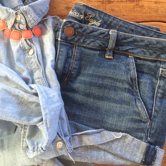 🚫SOLD American Eagle Stretch Shorts Size 12🚫
