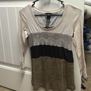 3/4 sleeve shimmer and lace top