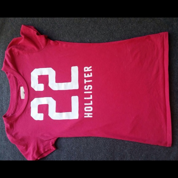HOLLISTER GRAPHIC TEE