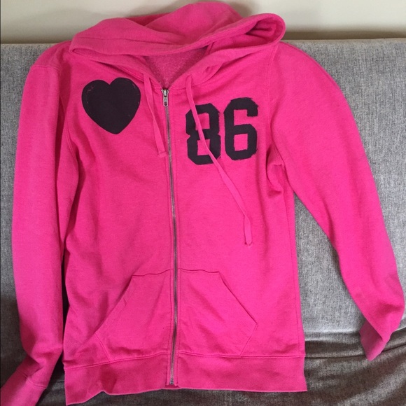 pink sweater