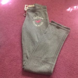 Hollister skinny sweats