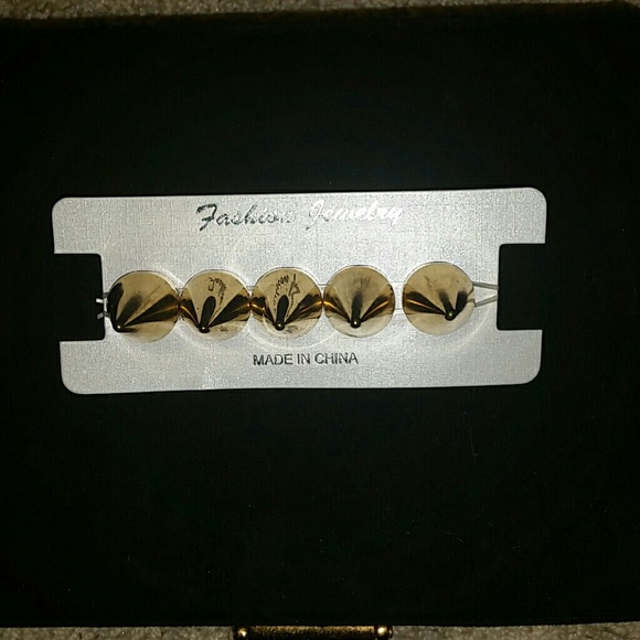 Gold spiked bracelet