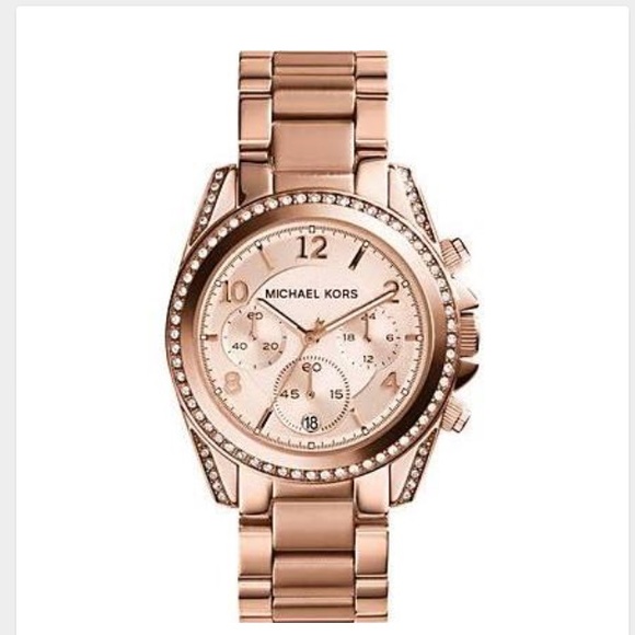 Michael Kors watch ⏰ - Picture 2 of 4