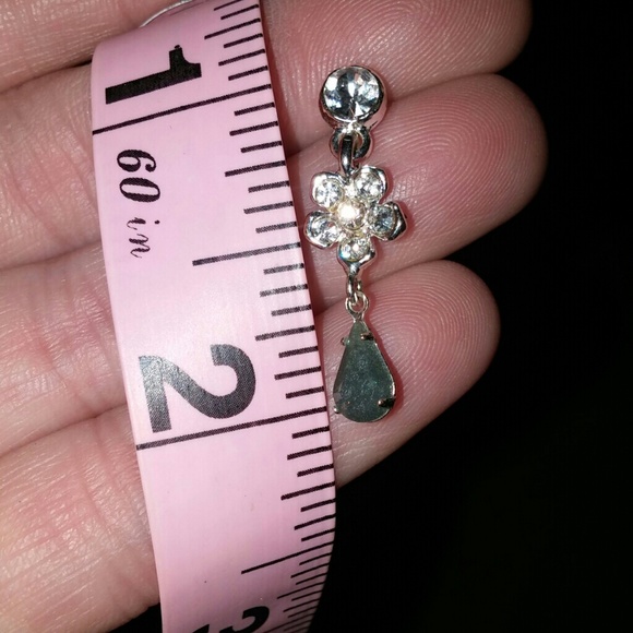 Earrings - Picture 3 of 3