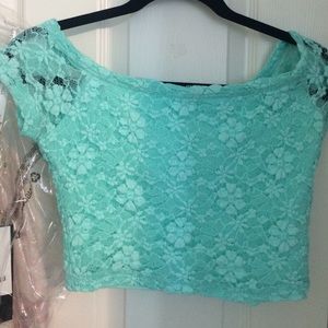blue crop top hollister
