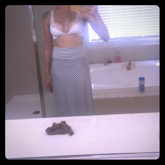 ❗️sold❗️High or low waisted Joe B skirt