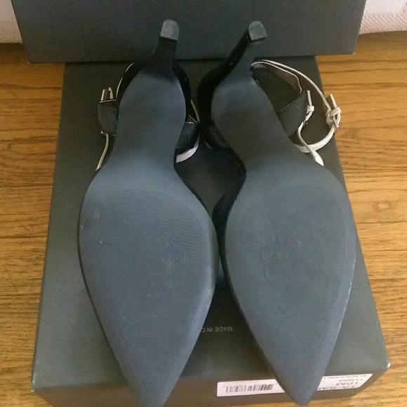 Tahari Sarina  Black/Vanilla T-Strap Pumps - Picture 4 of 4