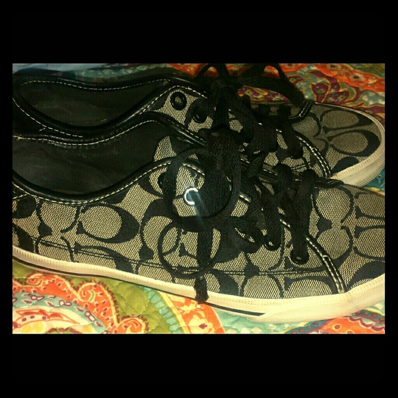 Coach shoes great condition