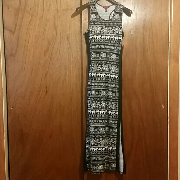 SexY Maxi-Dress! Size-Large, 8% Spandex! NWT??? - Picture 2 of 4