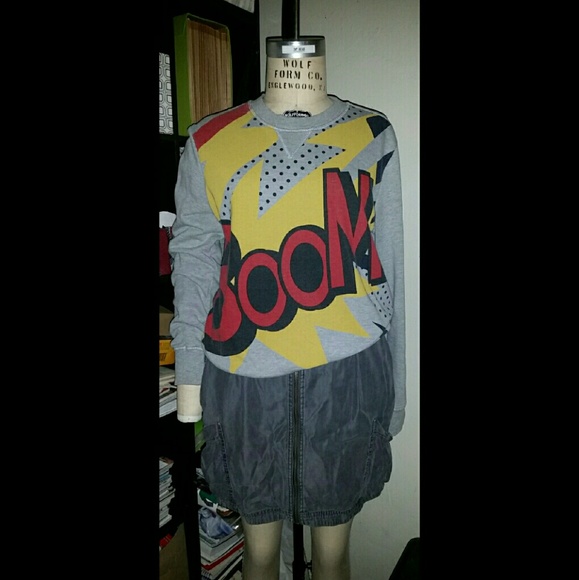 H&M grey skirt w/cargo pockets & front zip Size 12