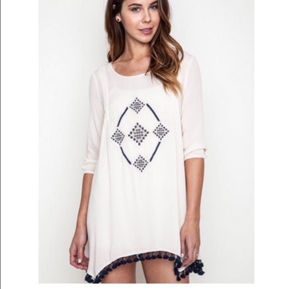 ❗️❗️Embroidered Hi-Lo Mini✨✨ ❗️❗️ - Picture 2 of 4