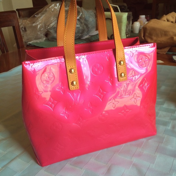 Louis Vuitton Authentic Fuchsia Purse