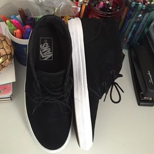 Vans Chukka Black Suede Boot