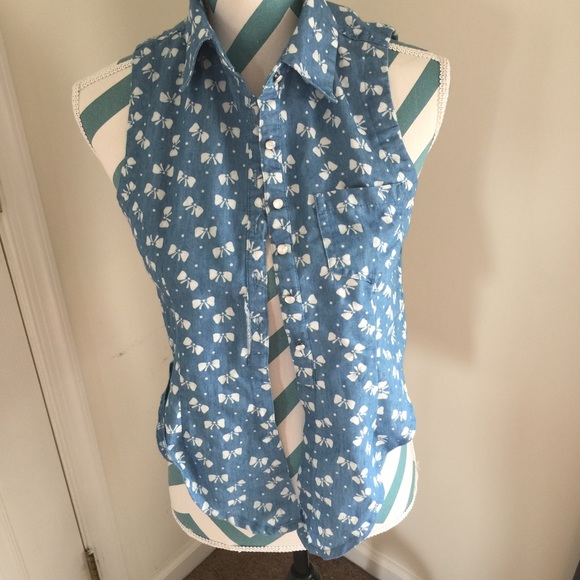 Poetry Bow Top SOLD 🌟 - Picture 2 of 4