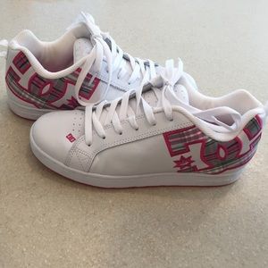 Reduced! DC brand shoes, like brand new!!!