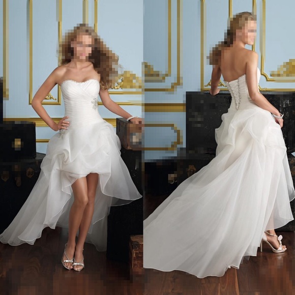 Wedding dress