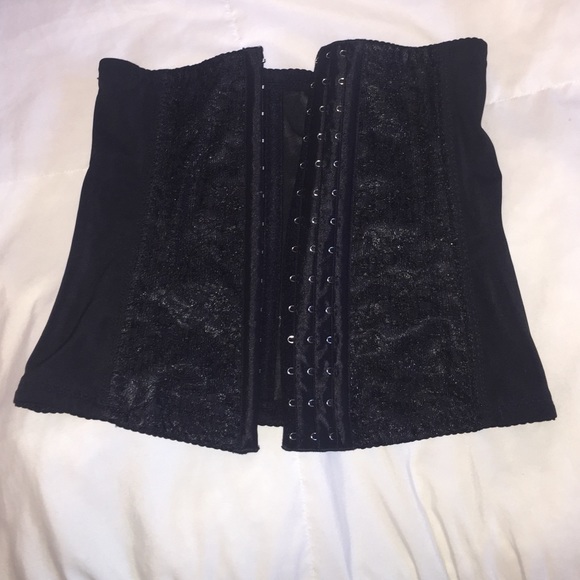 Waist trainer