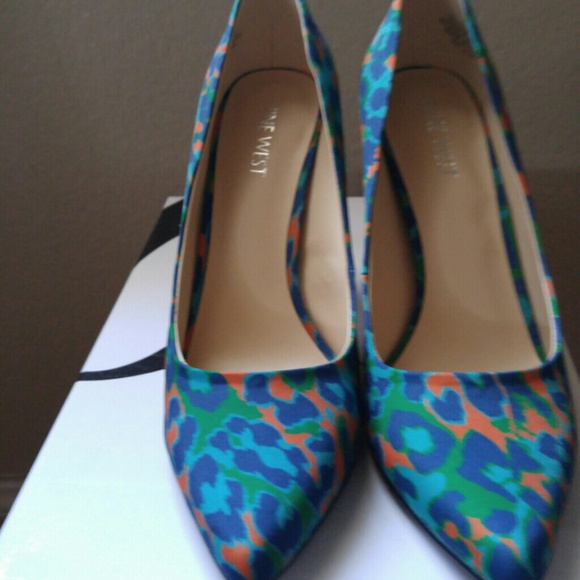 Nine West Multicolor Pointy Toe Pump