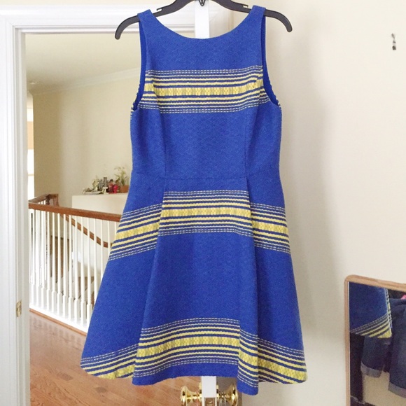 SEND OFFERS Alice + Olivia jacquard holis dress - Picture 6 of 9