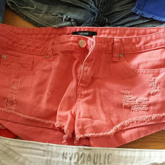 SHORTS BUNDLE - Picture 3 of 4