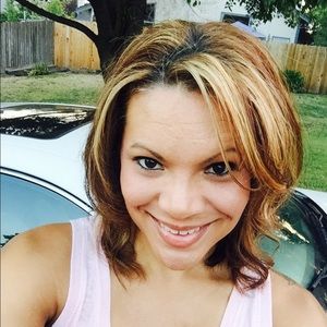 Meet your Posher, Deanna
