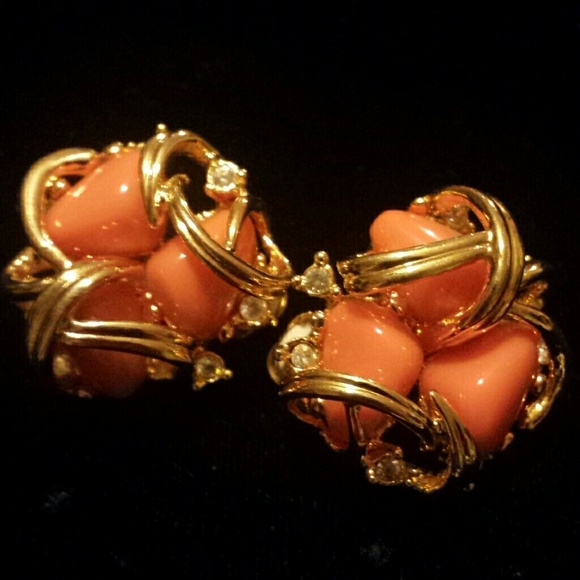 Joan Rivers Vintage Collection brooch and Earrings - Picture 2 of 5