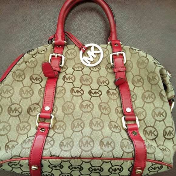 Michael Kors purse