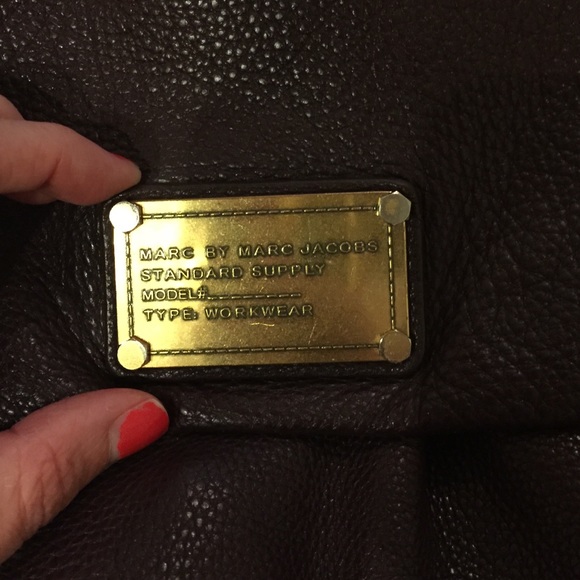 Marc by Marc Jacobs lil ukita crossbody bag! - Picture 2 of 4