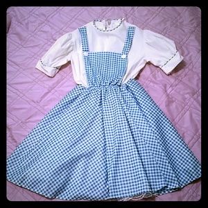 Dorothy Costume