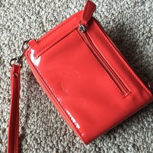 Buxton cell holder/wallet