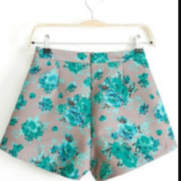 Brand New Floral Green Coordinate Set - Picture 4 of 4