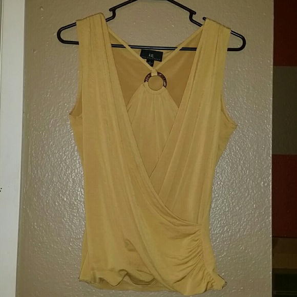 IZ BYER CALIFORNIA TOP