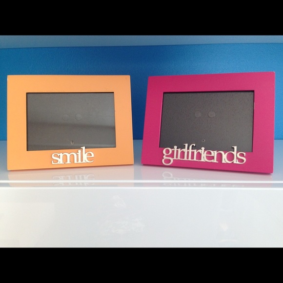 Set of two frames