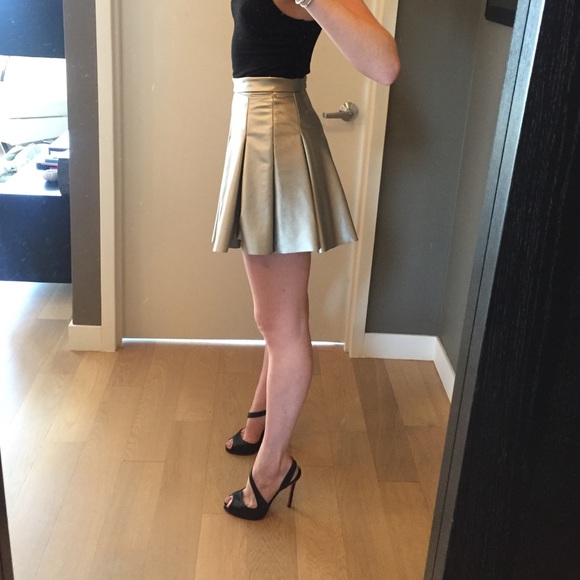 Love..ady Skirt - Picture 2 of 2